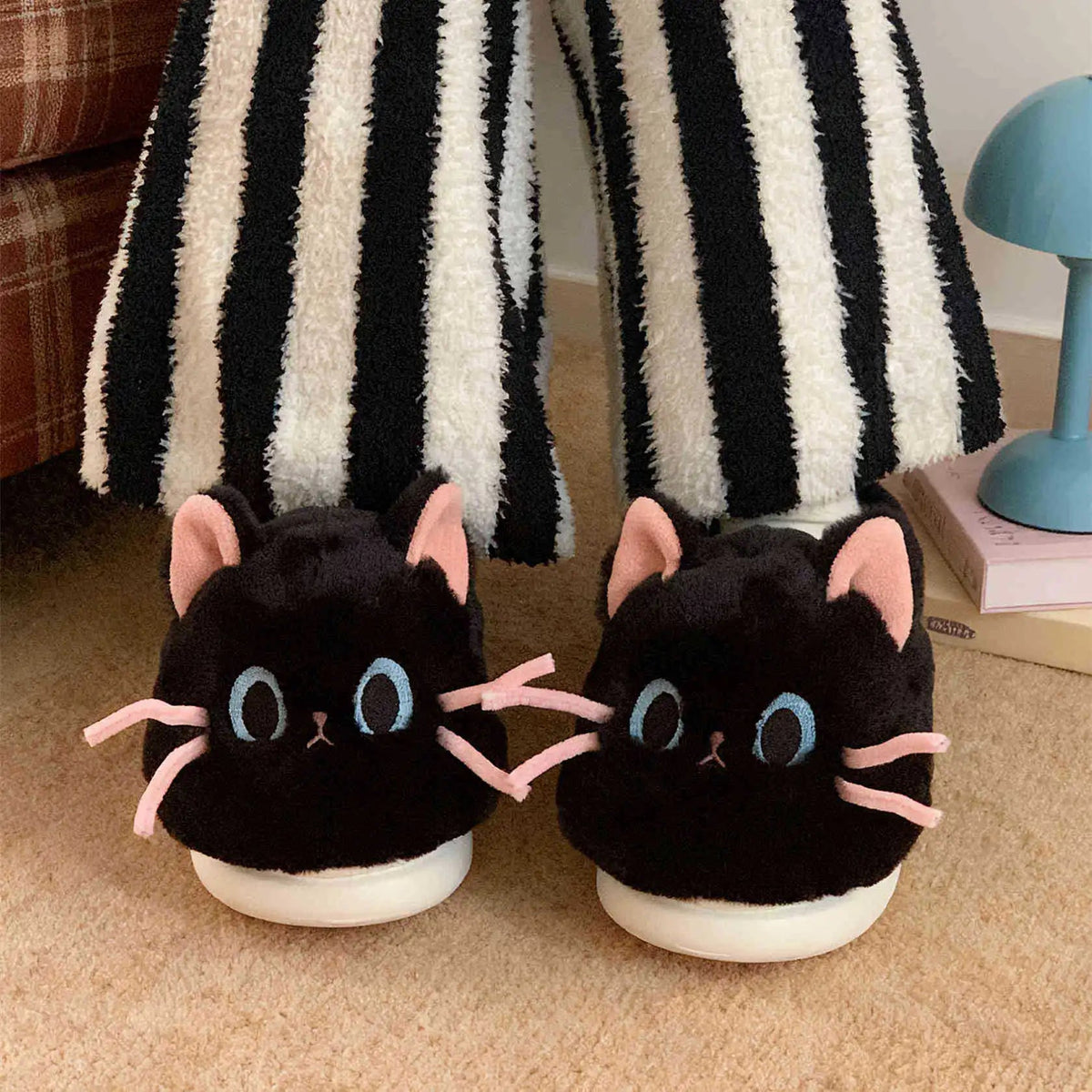 Warm Cartoon Cat Cotton Slides Happy Phoenix