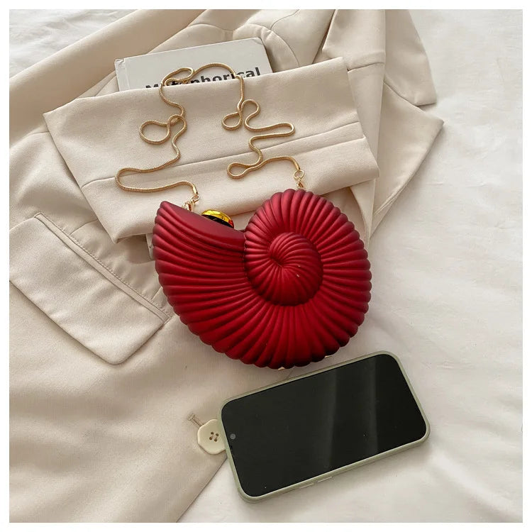 Hot Conch-Shaped Acrylic Crossbody – Metal Chain Clutch for Parties & Dinner Outfits Happy Phoenix